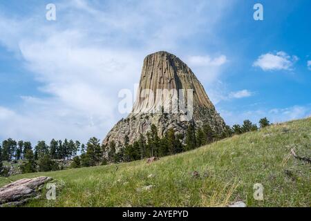 Il famigerato Devils Tower National Monument in Wyoming Foto Stock