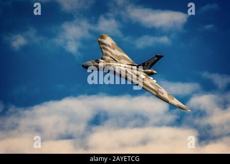 Avro Vulcan B2 XH558 'Spirit of Great Britain' al Newcaste Festival of Flight, Irlanda del Nord, agosto 2013 Foto Stock