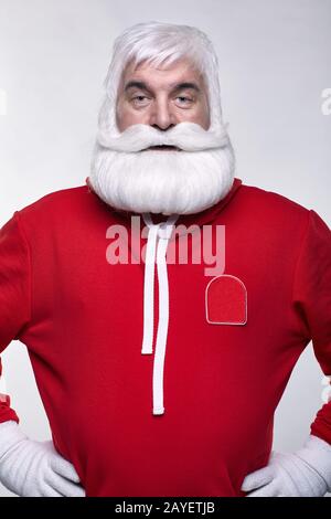 Ritratto di un Babbo Natale in articoli sportivi Foto Stock