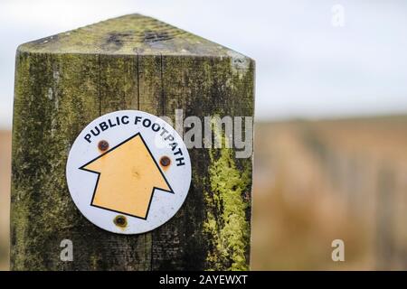 Millennium Way Sign On Thornton Moor, Bradford, West Yorkshire, Regno Unito Foto Stock