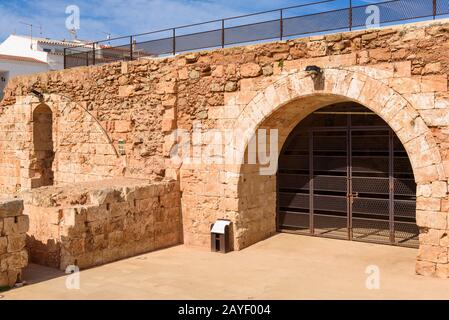 Il Castello di Sant Antoni, una fortezza situata nel villaggio spagnolo di Fornells a Minorca. Spagna Foto Stock