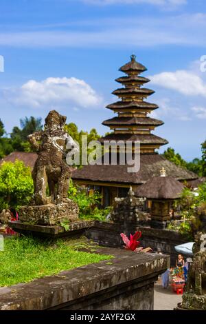 Pura Besakih temple - isola di Bali Indonesia Foto Stock