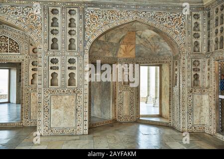 Lo Shish Mahal (Il Palazzo Di Vetro), Forte Di Agra, Agra, Uttar Pradesh, India Foto Stock