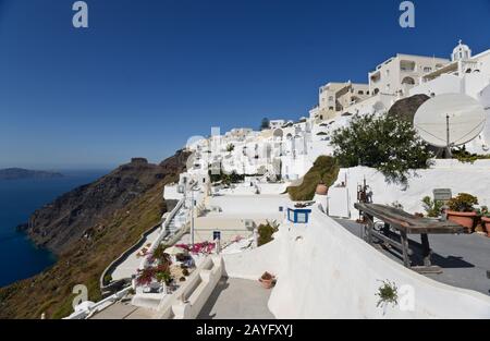 Bianca con case in Fira, Stantorini. La Grecia Foto Stock