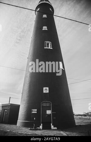 Dungeness Old Lighthouse in bianco e nero Foto Stock