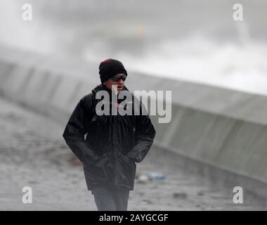 Saltcoat, North Ayrshire, Scozia, Regno Unito. 15th febbraio 2020. Storm Dennis batte Saltcoat sul CREDITO della costa Ayrshire: Chris McNulty/Alamy Live News Foto Stock