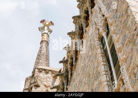 28 LUGLIO 2018, BARCELLONA, SPAGNA: Primo piano dettaglio del capolavoro architettonico di Gaudi a Barcellona Foto Stock