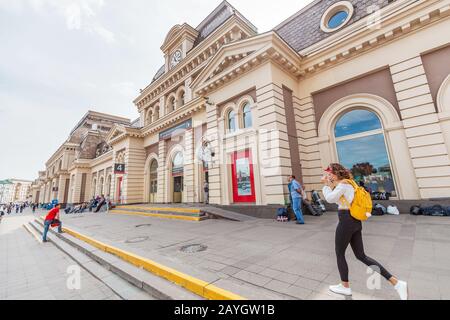 1 giugno 2019, Mosca, Russia: Edificio principale della stazione ferroviaria di Paveletsky Foto Stock