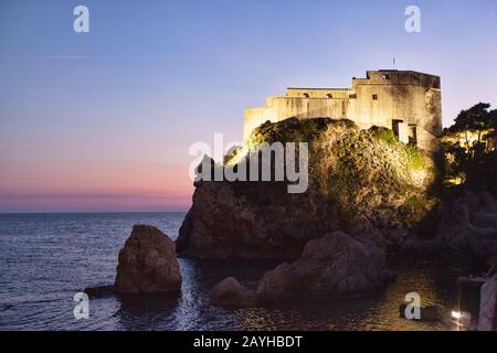 Fortezza Di San Lorenzo (Forte Lovrijenac) Al Tramonto, Dubrovnik, Croazia Foto Stock