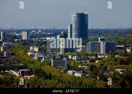 Vista dal castello di Godesburg alla città interna con la Posttower, Germania, Renania settentrionale-Vestfalia, Bonn Foto Stock