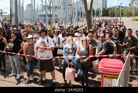 16 febbraio 2020: Incontro di folle al concerto di Fire Fight Australia per il soccorso nazionale al fush presso lo stadio ANZ il 16 febbraio 2020 a Sydney, NSW Australia (Credit Image: © Christopher Khoury/Australian Press Agency via ZUMA Wire) Foto Stock