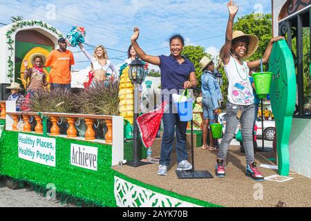 Miami Florida, North Miami, Winternational Thanksgiving Day Parade, NE 125th Street, evento locale, celebrazione, Black Blacks African African African African Minority Foto Stock