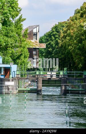 All'Eiskanal, corso di gara per Kayak ai Giochi Olimpici di Monaco nel 1972 Foto Stock