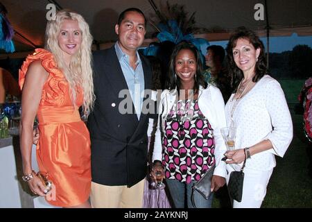 Mulino ad acqua, NY, Stati Uniti. 14 Agosto 2008. Katrina Peebles, Don Peebles al Best Buddies Hamptons Beach Bash della Fondazione Veneta in una residenza privata. Credito: Steve Mack/Alamy Foto Stock