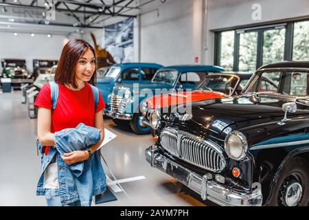 Berlino, GERMANIA - 19 MAGGIO 2018: Auto da corsa vintage retrò alla mostra del museo Foto Stock