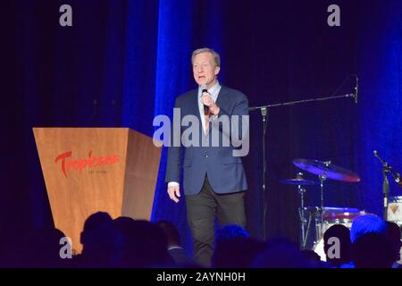 Las Vegas, Stati Uniti. 15th Feb, 2020. Il democratico Tom Steyer parla alla folla al kickoff del caucus democratico del Nevada 2020 all'interno del Tropicana Resort and Hotel il 15 febbraio 2020 a Las Vegas, Nevada. Credito: Il Photo Access/Alamy Live News Foto Stock