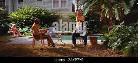 Queen & Slim è un film di dramma del crimine romantico americano del 2019 diretto da Melina Matsoukas (nel suo debutto directorial di caratteristica) e scritto da Lena Waitthe, da una storia di James Frey e Waithe. Questa fotografia è esclusivamente per uso editoriale ed è il copyright della società cinematografica e/o del fotografo assegnato dalla società cinematografica o di produzione e può essere riprodotta solo da pubblicazioni in collaborazione con la promozione del film di cui sopra. È richiesto un credito obbligatorio per l'azienda cinematografica. Il fotografo deve essere accreditato anche se noto. Foto Stock