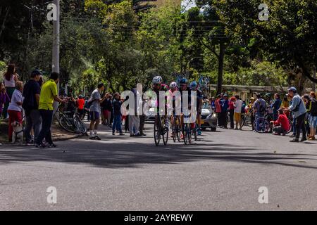 Sesta e ultima tappa del Tour Colombia 2020, Test 2.1 dell'Unione internazionale ciclistica, UCI, attraverso le strade di Bogotá. 16 Febbraio 2020 Foto Stock