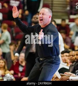 College Station, Texas, Stati Uniti. 15th Feb, 2020. - IL allenatore del Texas A&M BUZZ WILLIAMS ha mostrato durante una partita tra i Bulldogs della Georgia e gli Aggies del Texas A&M alla Reed Arena. Credito: Jerome Hicks/Zuma Wire/Alamy Live News Foto Stock