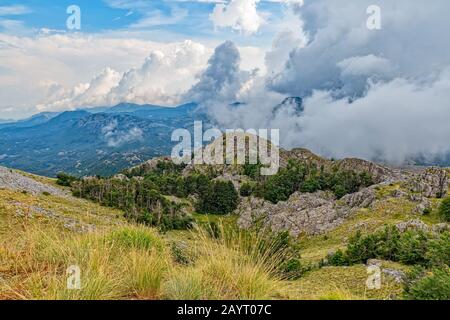 Mountain tempo nuvoloso Foto Stock