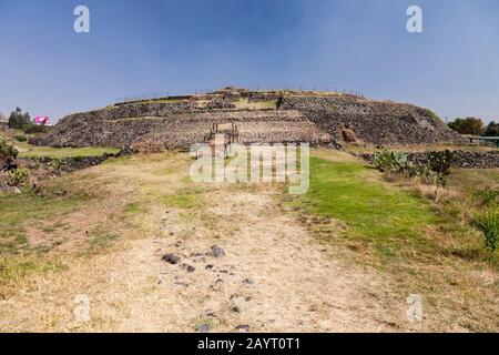 Cuicuilco, sito archeologico del Medio e del tardo periodo formativo mesoamericano, sobborgo di Città del Messico, Messico, America Centrale Foto Stock