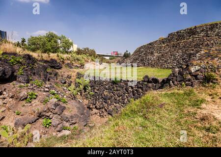 Cuicuilco, sito archeologico del Medio e del tardo periodo formativo mesoamericano, sobborgo di Città del Messico, Messico, America Centrale Foto Stock