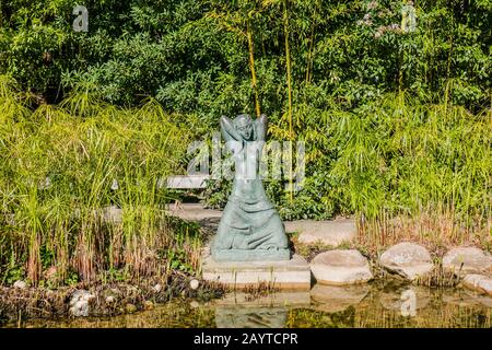 Giardini del Museo d'arte Calouste Gulbenkian, Lisbona Portogallo Foto Stock