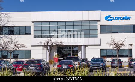 14 febbraio 2020 San Jose / CA / USA - sede di Zscaler a Silicon Valley; Zscaler Inc è una società globale di sicurezza delle informazioni basata su cloud Foto Stock