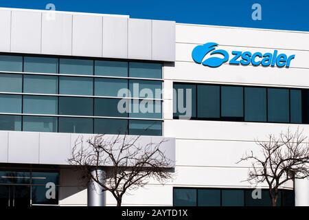14 febbraio 2020 San Jose / CA / USA - sede di Zscaler a Silicon Valley; Zscaler Inc è una società globale di sicurezza delle informazioni basata su cloud Foto Stock