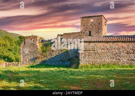 Metamorfosi del monastero del Salvatore o Antroponastiro significa Monastero degli uomini, vicino al villaggio di Petralono, fondato alla fine del 12th secolo Foto Stock