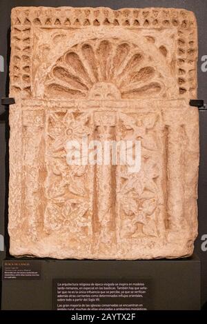 Placa de Cancel, siglo VII, Talamanca del Jarama, Museo de los Concilios y la Cultura Visigoda, Iglesia de San Román, Toledo, Castilla-la Mancha, Spagna. Foto Stock