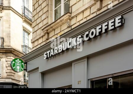 Caffetteria Starbucks in Francia Foto Stock