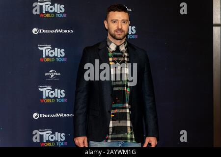 Berlino, Germania. 17th Feb, 2020. 17.02.2020, Justin Timberlake alla fotocellula per il film Trolls World Tour al Waldorf Astoria Hotel di Berlino. Il nuovo film animato di DreamWorks Animation, distribuito da Universal Pictures International Germany, sarà lanciato a livello nazionale il 23 aprile 2020 nei cinema tedeschi. | utilizzo nel mondo credito: DPA Picture Alliance/Alamy Live News Foto Stock