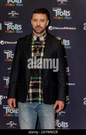 Berlino, Germania. 17th Feb, 2020. 17.02.2020, Justin Timberlake alla fotocellula per il film Trolls World Tour al Waldorf Astoria Hotel di Berlino. Il nuovo film animato di DreamWorks Animation, distribuito da Universal Pictures International Germany, sarà lanciato a livello nazionale il 23 aprile 2020 nei cinema tedeschi. | utilizzo nel mondo credito: DPA Picture Alliance/Alamy Live News Foto Stock