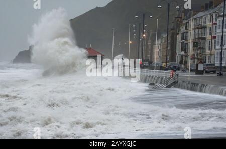 Tempesta Ciara Battitori Aberystwyth West Wales Foto Stock