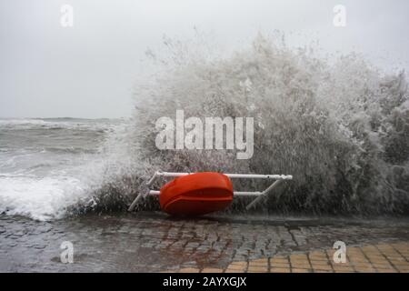 Tempesta Ciara Battitori Aberystwyth West Wales Foto Stock