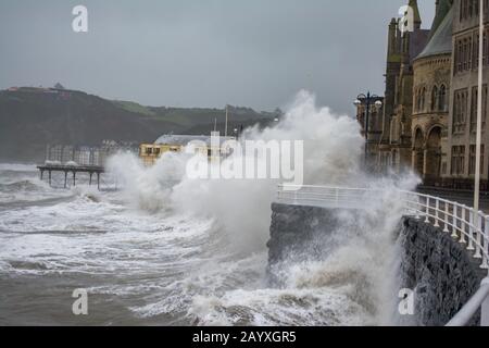 Tempesta Ciara Battitori Aberystwyth West Wales Foto Stock