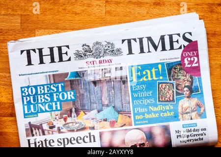 La prima pagina e la testata Dei Tempi, un giornale britannico tabloid. Foto Stock