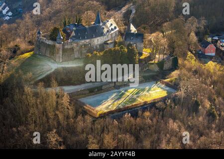 Fotografia aerea, Castello di Hohenlimburg, Hagen, zona della Ruhr, Renania Settentrionale-Vestfalia, Germania, Alter Schloßweg, castello, complesso del castello, DE, Europa, terra t. Foto Stock