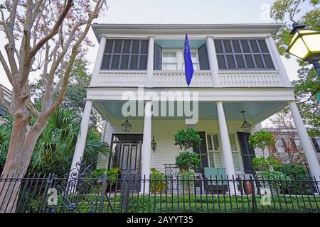 Charleston, SC -21 NOVEMBRE 2019 - Vista del quartiere storico e storico di Charleston, la più antica e la seconda città più grande della Carolina del Sud. Foto Stock