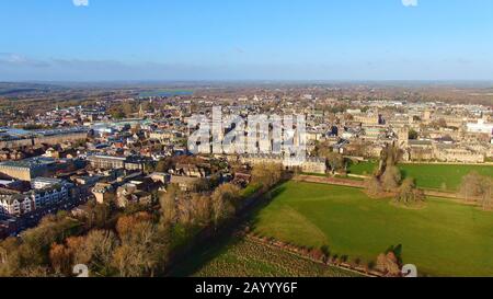 Volo sulla città di Oxford e la Christ Church University Foto Stock