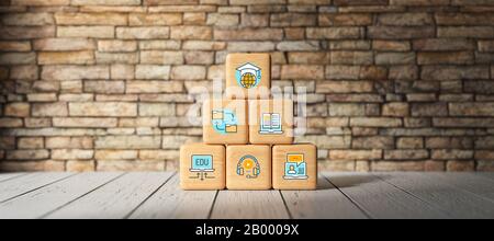 Cubi con simboli di e-learning di fronte a una parete in mattoni - immagine 3D rappresentata Foto Stock