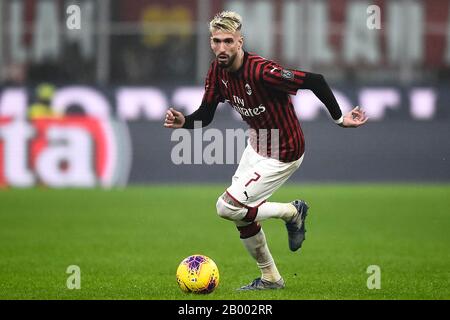 Milano, Italia - 17 febbraio 2020: Samuel Castillejo dell'AC Milan in azione durante la Serie A partita di calcio tra l'AC Milan e Torino FC. Credito: Nicolò Campo/Alamy Live News Foto Stock