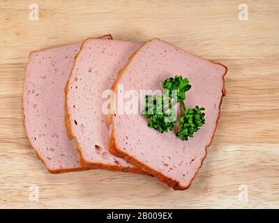 Meatloaf fatto di fegato finemente macinato e di altra carne Foto Stock