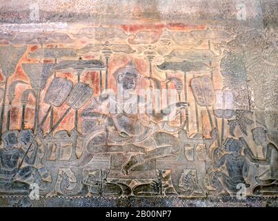 Cambogia: Processione di Suryavarman II raffigurata in un bassorilievo, Angkor Wat. Angkor Wat fu costruito per il re Suryavarman II (governato dal 1113 al 50) all'inizio del XII secolo come tempio di stato e capitale. Come il tempio meglio conservato del sito di Angkor, è l'unico ad essere rimasto un centro religioso significativo sin dalla sua fondazione - prima indù, dedicato al dio Vishnu, poi buddista. E' il più grande edificio religioso del mondo. Il tempio è in cima allo stile classico dell'architettura Khmer. È diventato un simbolo della Cambogia, che appare sulla sua bandiera nazionale. Foto Stock