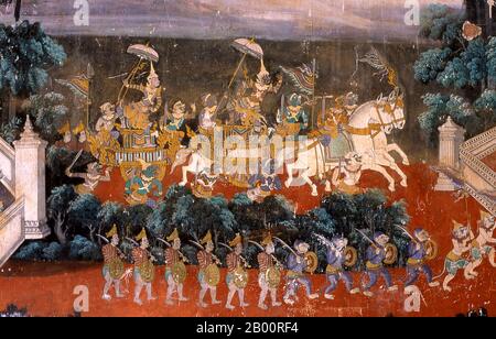 Cambogia: Gli affreschi Reamker (Ramayana) nella galleria che circonda la Pagoda d'Argento, Palazzo reale e Pagoda d'Argento, Phnom Penh. Il Ramayana ('Romance of Rama' in Sanscrito) è una storia antica come il tempo e - almeno nel subcontinente indiano e in gran parte del sud-est asiatico - di una popolarità senza pari. Più di duemila trecento anni fa lo studioso-poeta Valmiki si sedette per scrivere il suo epico definitivo di amore e guerra. Nella sua forma attuale, la versione sanscrita consiste di circa 24,000 coppie divise in sette libri. Il Reamker è la versione Khmer di questo epico. Foto Stock