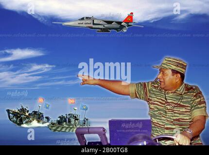 Sri Lanka: Vellupillai Prabhakaran (1954-2009), fondatore e leader delle Tigri di Liberazione del Tamil Eelam (LTTE). Le Tigri di Liberazione dell'Eelam tamil, comunemente note come LTTE o Tigri tamil, sono un'organizzazione separatista precedentemente basata nello Sri Lanka settentrionale. Fondata nel maggio 1976 da Velupillai Prabhakaran, ha organizzato una violenta campagna secessionista che ha cercato di creare Tamil Eelam, uno stato indipendente nel nord e nell'est dello Sri Lanka. Questa campagna si è evoluta nella guerra civile dello Sri Lanka, che è stato uno dei conflitti armati più lunghi in Asia fino a quando il LTTE è stato sconfitto nel 2009. Foto Stock
