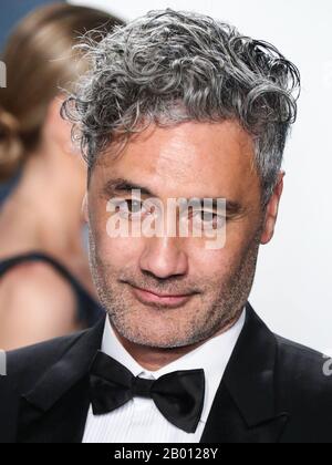 BEVERLY HILLS, LOS ANGELES, CALIFORNIA, STATI UNITI - 09 FEBBRAIO: Il regista Taika Waititi, vincitore del Premio Adattato Screenplay per 'Jojo Rabbit', arriva al Partito Oscar della Vanity Fair 2020, che si tiene presso il Wallis Annenberg Center for the Performing Arts il 9 febbraio 2020 a Beverly Hills, Los Angeles, California, Stati Uniti. (Foto Di Xavier Collin/Agenzia Stampa Immagini) Foto Stock