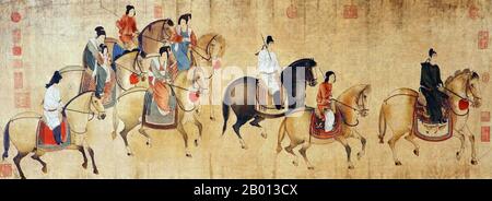 Cina: 'Spinning outing del Tang Court'. Pittura di Handscroll di Zhang Xuan (713-755), VIII secolo. Zhang Xuan, che fiorì durante il regno dell'Imperatore Tang Xuanzong (712-756), dipinse molte opere d'arte, uno dei suoi dipinti più conosciuti è 'Court Ladies Preparing newly-woven Silk', di cui una sola copia sopravvive, dipinta dall'Imperatore Huizong di Song (r. 1100–1125) all'inizio del xii secolo. Dipinse anche l'uscita primaverile della Corte di Tang, che fu successivamente rifatta da li Gonglin. Foto Stock