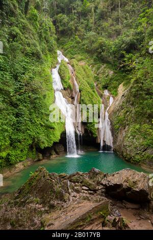 Le cascate di El Salto del Caburni nelle Topes de Collantes, Cuba Foto Stock